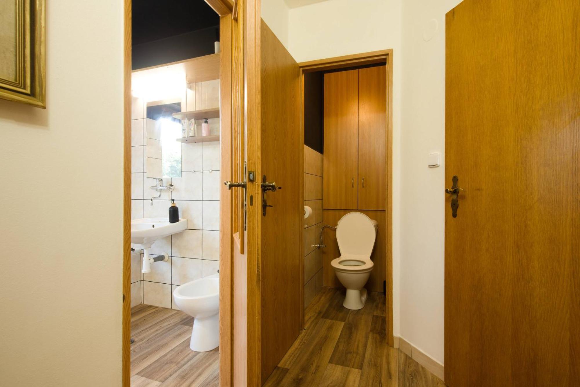 Apartman Kralik Нове-Место-над-Метуйи Экстерьер фото